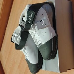 Men's 2005 Air Jordans Team Strong